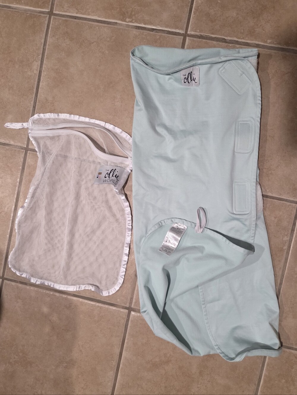 Ollie Swaddle With Wash Bag
